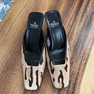 Fendi Women's Fur Black and Tan Patterned Mules Kitten Heels
